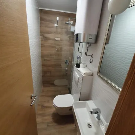 Rustic House Diklo 20m From The Sea Apartment *