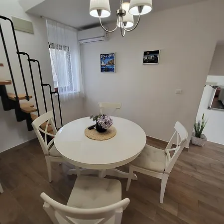 Rustic House Diklo 20m From The Sea Apartment