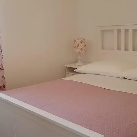 Apartment Rustic House Diklo 20m From The Sea Zadar