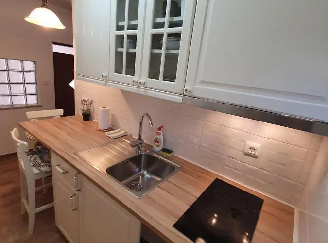 Apartmán Rustic House Diklo 20m From The Sea