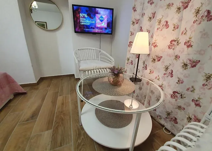 Διαμέρισμα Rustic House Diklo 20m From The Sea