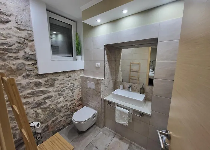 Rustic House Diklo 20m From The Sea Apartmán Zadar