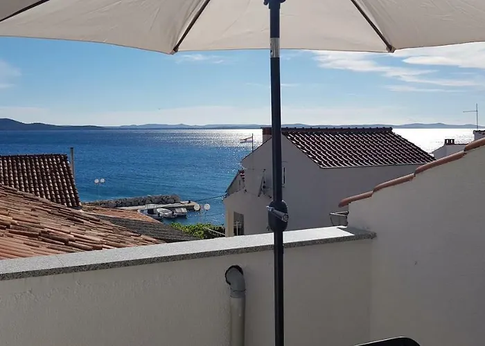 Rustic House Diklo 20m From The Sea Apartmán Zadar