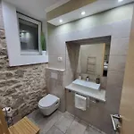 Rustic House Diklo 20m From The Sea Daire Zadar