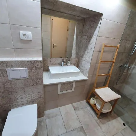 Apartman Rustic House Diklo 20m From The Sea Zadar