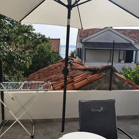 Rustic House Diklo 20m From The Sea Apartman Zadar