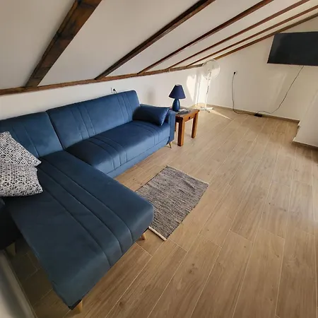 Rustic House Diklo 20m From The Sea 아파트 자다르