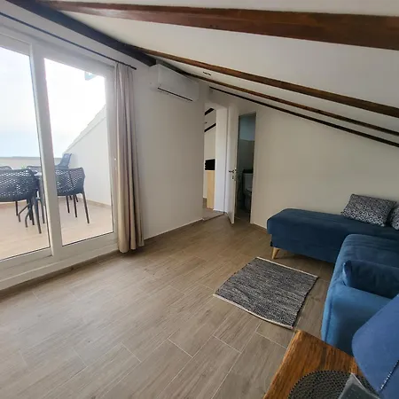 아파트 Rustic House Diklo 20m From The Sea *