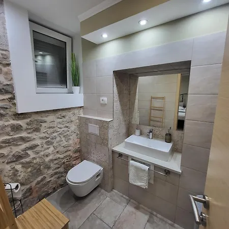 Rustic House Diklo 20m From The Sea Apartman Zadar